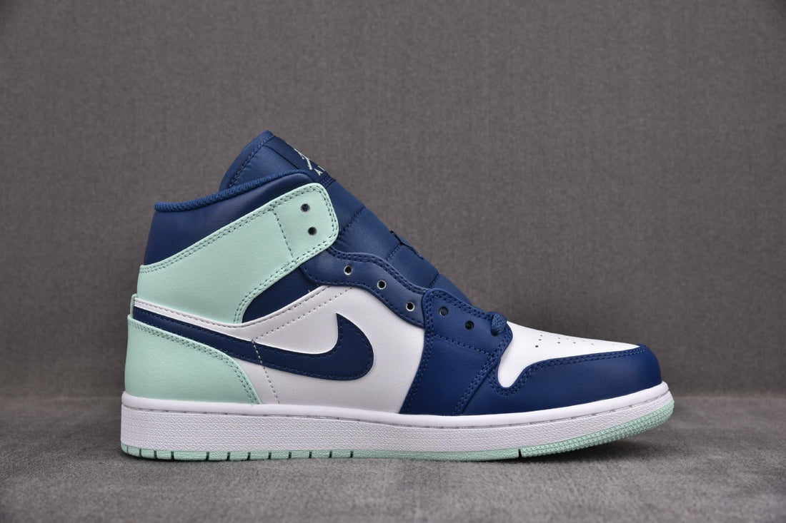 AIR JORDAN 1 RETRO Mystic Navy Mint Foam / Blue Mint