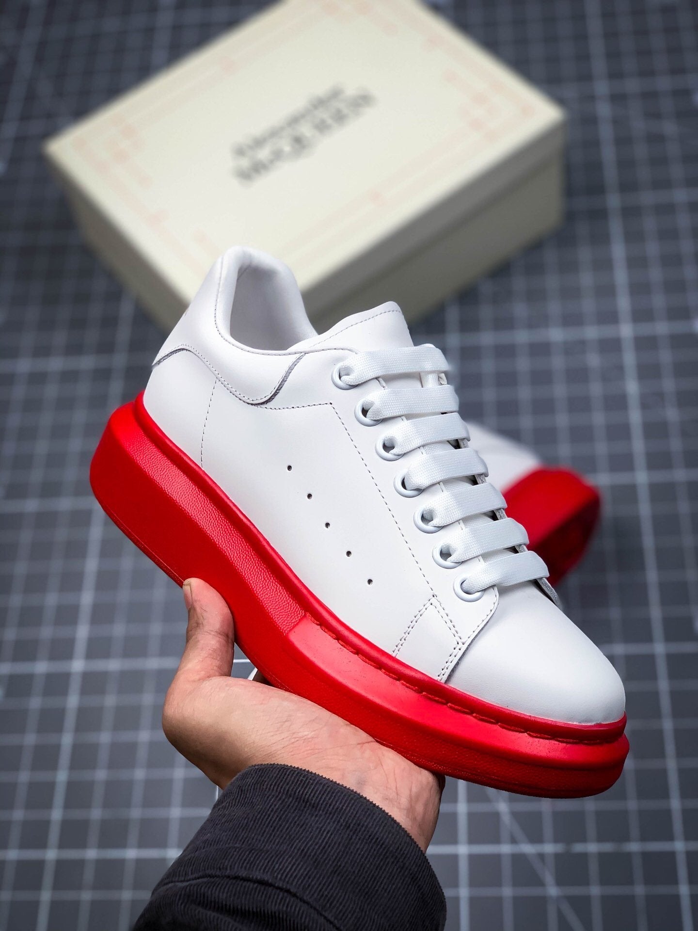 ALEXANDER MCQUEEN - SNEAKER