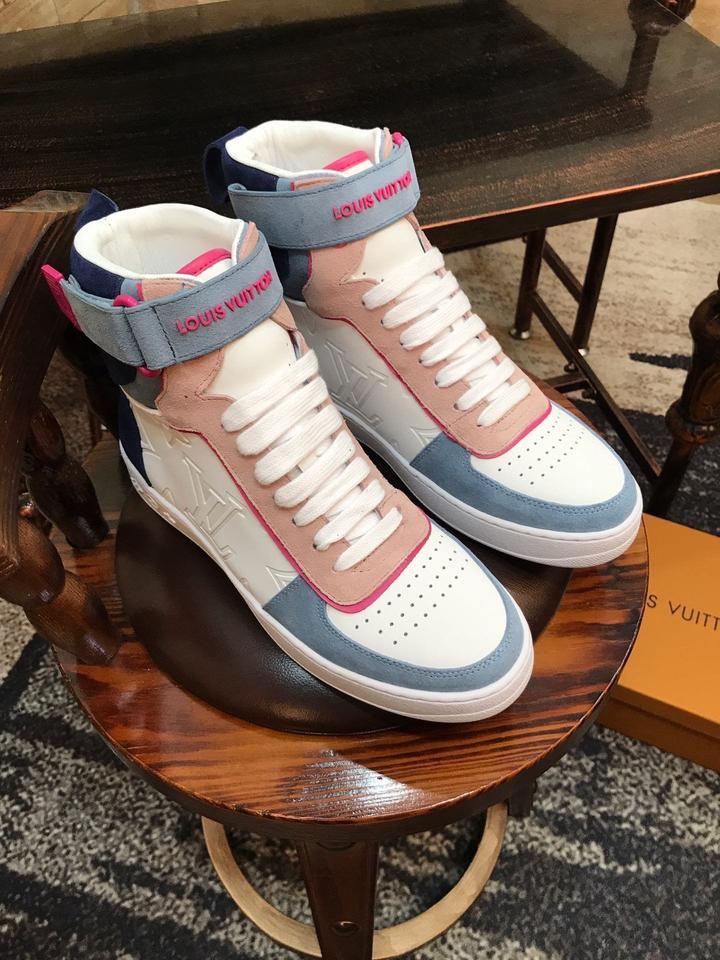 LOUIS VUITTON - SNEAKER