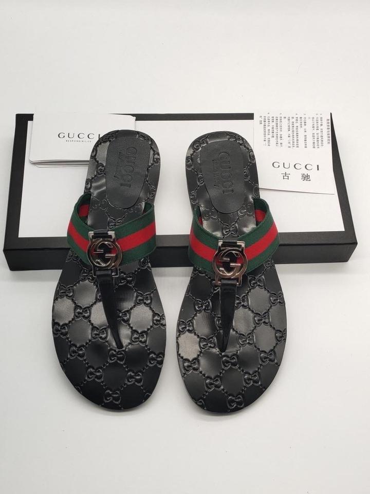 GUCCI - PANTOUFLES HOMME