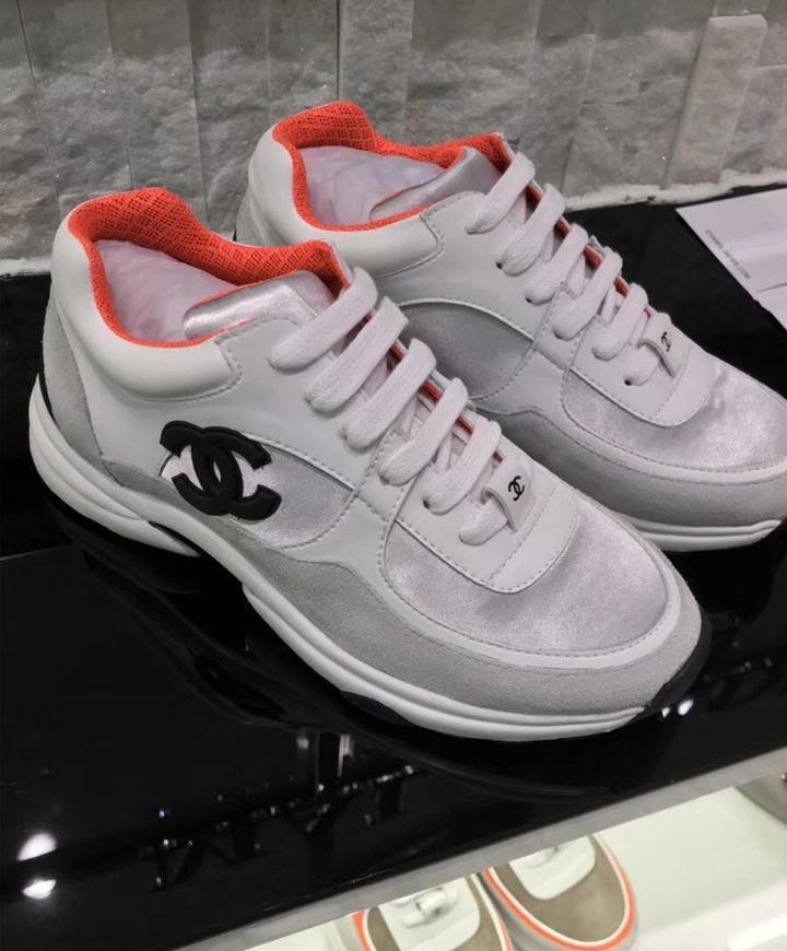 CHANEL - SNEAKER